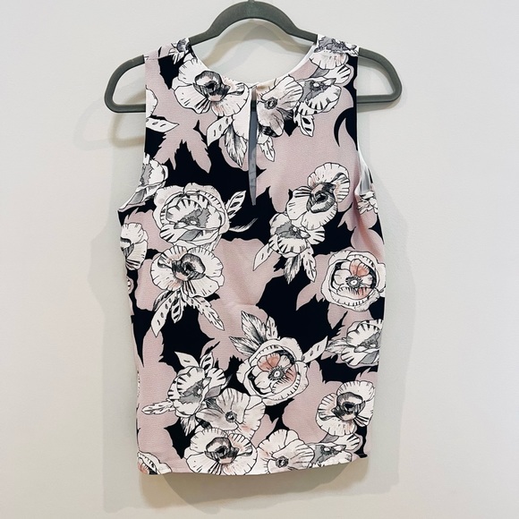 C&E Floral Sleeveless Blouse Size M - Picture 5 of 9